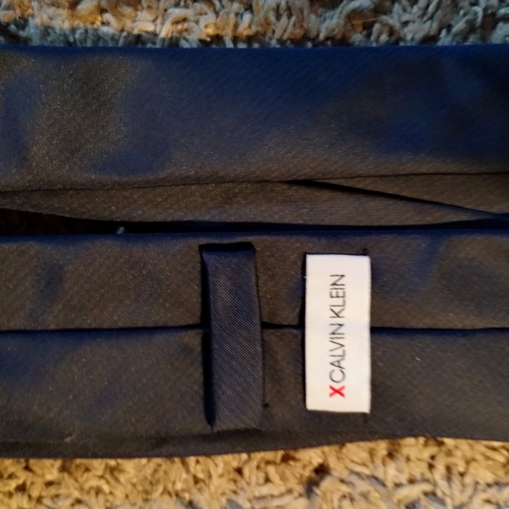 Necktie - Picture 2 of 3